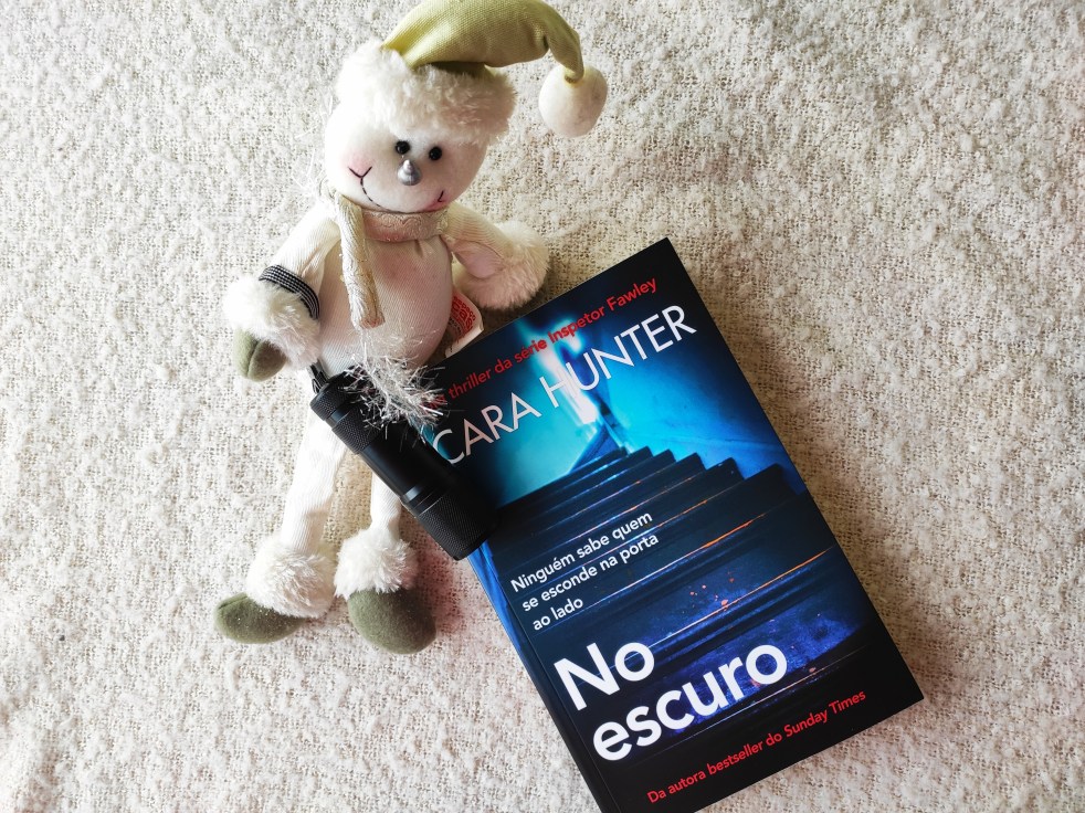 Review sobre o livro No Escuro